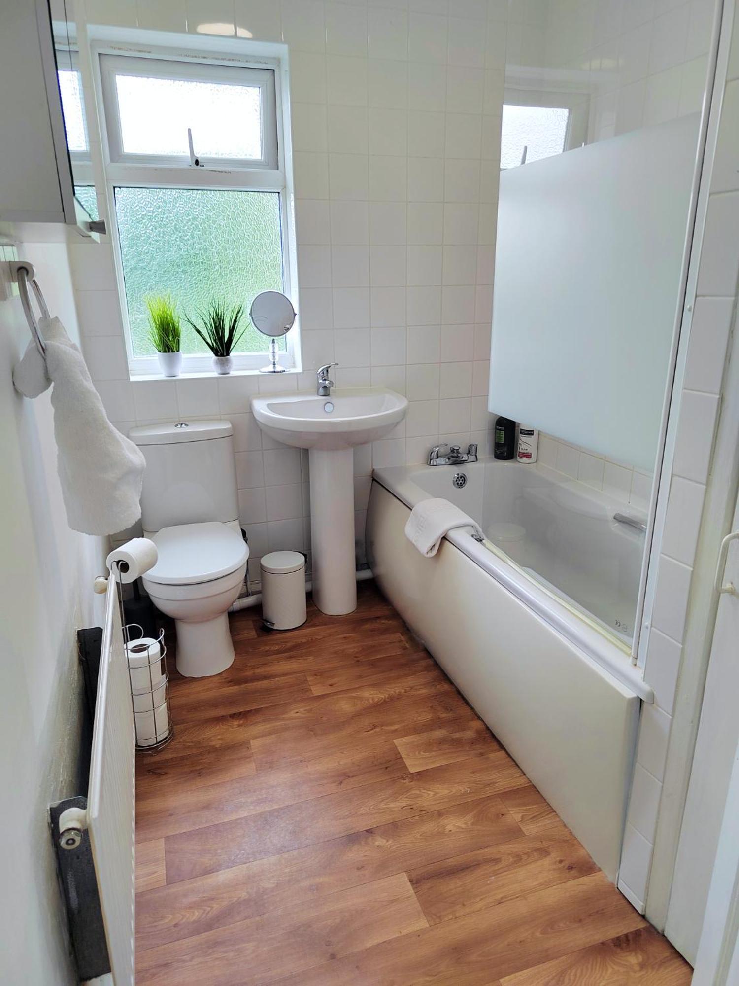 Epicsa - Corporate & Family Stay In 3 Bedroom House With Garden, Free Parking Cambridge  Exterior photo