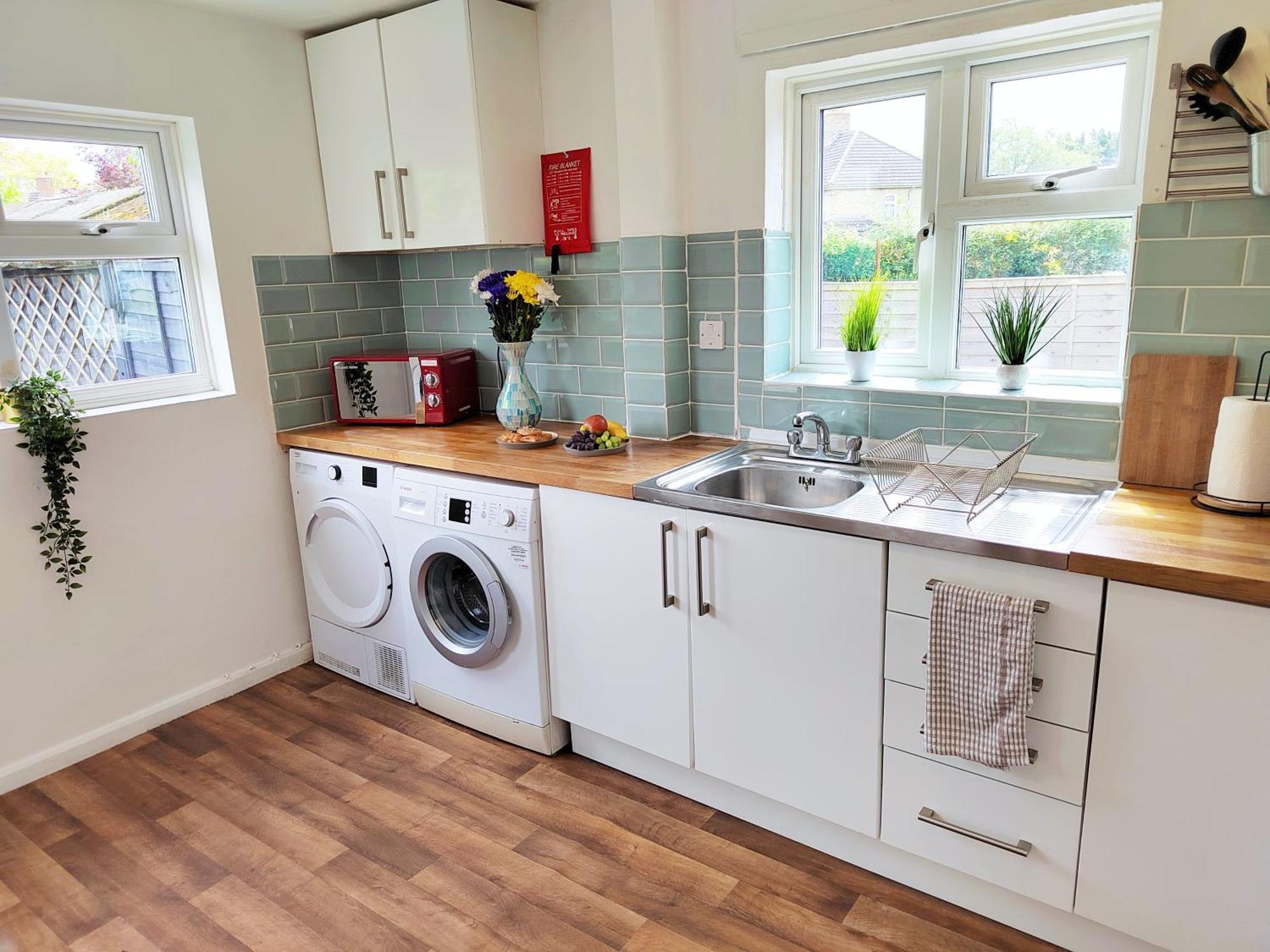 Epicsa - Corporate & Family Stay In 3 Bedroom House With Garden, Free Parking Cambridge  Exterior photo